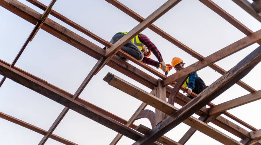 Professional residential roofers in Matewan, WV